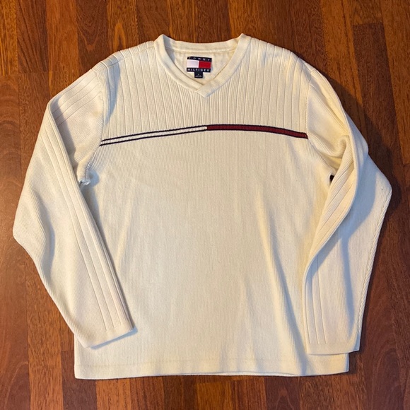 Tommy Hilfiger V-neck Classic Sweater Size Adult Medium - Picture 1 of 7